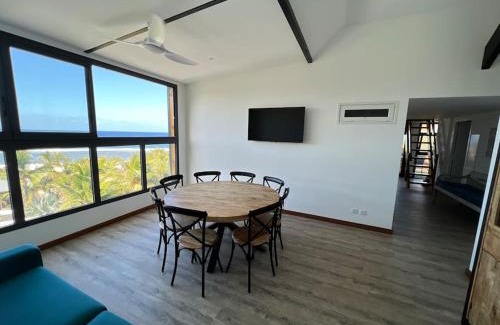 Trois-Bassins Apartment | Oceanfront Grand Appartement Mer - Family-Friendly Retreat