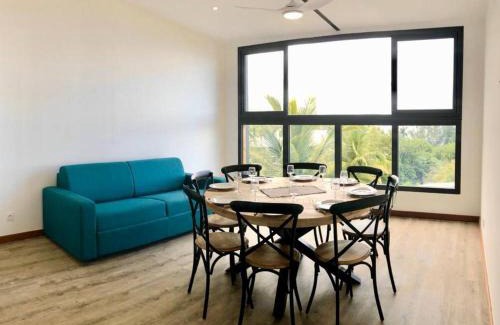 Trois-Bassins Apartment | Oceanfront Grand Appartement Mer - Family-Friendly Retreat