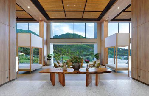 Cipanas Hotel | Experience Grand ASTON Puncak Hotel & Resort: 5-Star Retreat