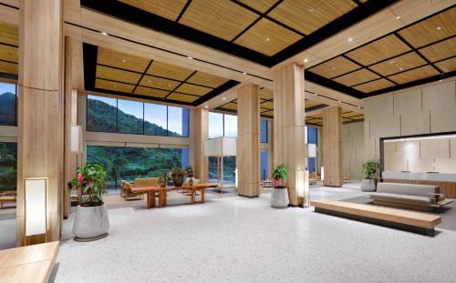 Cipanas Hotel | Experience Grand ASTON Puncak Hotel & Resort: 5-Star Retreat