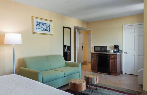 Myrtle Beach Hotel | Relax at Grand Atlantic Ocean Resort: Pool, Spa & More!