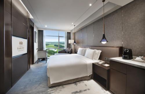 Qingdao Hotel | Elegant Grand Barony Qingdao Airport Hotel with Ocean Views