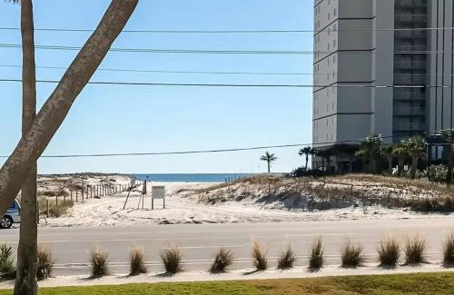 Gulf Shores House | Oceanfront Grand Beach Resort Unit 402 - Rated 10/10