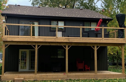 Lambton Shores Cottage | Discover Grand Bend Riverfront: 4BR Cottage by Beaches
