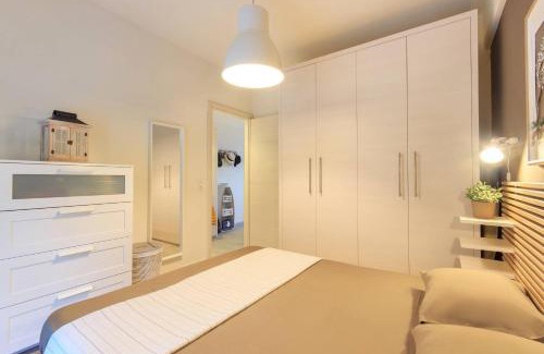 Chrisi Akti Apartment | Guest Rated 9.8: Grand Blue Apartment - Family Friendly Stay