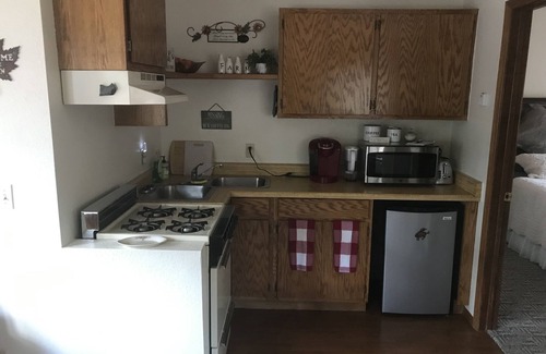 Parks Cottage | Explore Grand Canyon Cottage at Historic Wrigley Ranch
