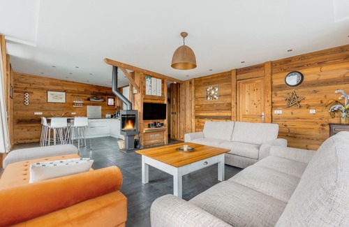 Chamrousse Ski Chalet | Elegant Grand Chalet with Hot Tub in Chamrousse Ski Area