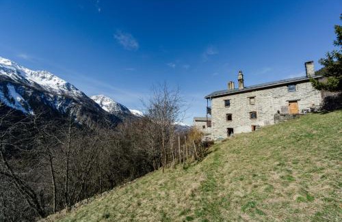 Saint-Andre Ski Chalet | Family-Friendly Grand Chalet Vanoise - Rated 9/10 by Guests