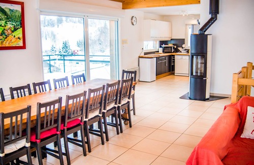 Ban-sur-Meurthe-Clefcy Ski Chalet | Inviting Grand Contemporary Chalet with Breathtaking Views