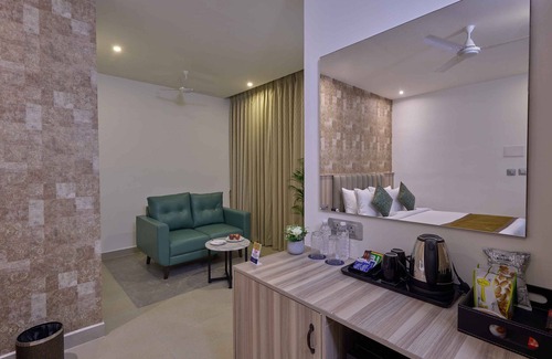 Parthasarathy Puram Hotel | Grand Continent T Nagar