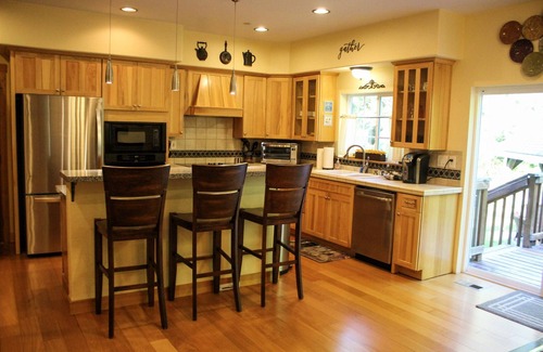 Burley House | Explore Grand Del Mar Chateau: Rated 9.8, Pet-Friendly Bliss