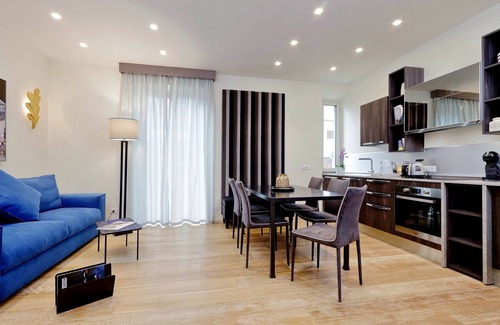 Rione XVI Ludovisi Apartment | Guest Rated: Grand Deluxe Two Apartments with Spa & Kitchen