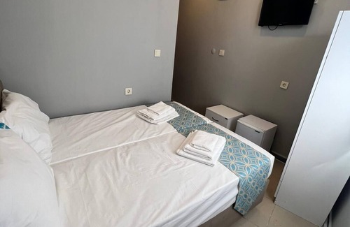 Istanbul City Center Hotel | Budget-Friendly Stay at GRAND Deniz Hotel with Breakfast