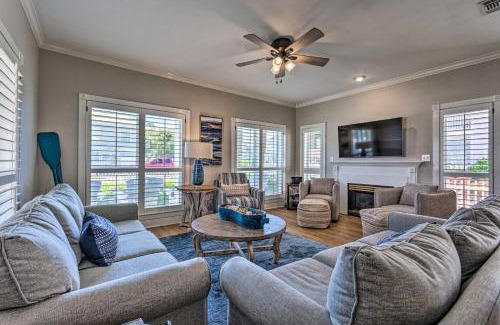 Crystal Shores House | Grand Destin Getaway - Steps from the Beach with Pool Access