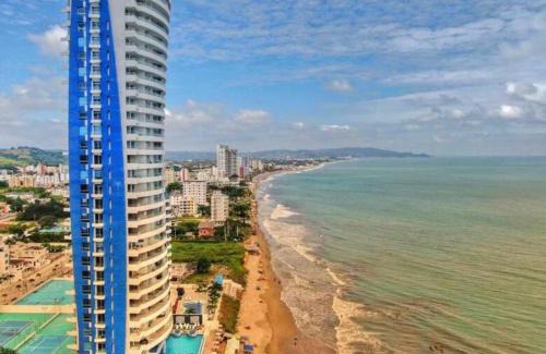Tonsupa Apartment | Guest Rated 9.9: Grand Diamond Beach with Oceanfront Views