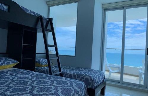 Tonsupa Apartment | Guest Rated 9.9: Grand Diamond Beach with Oceanfront Views