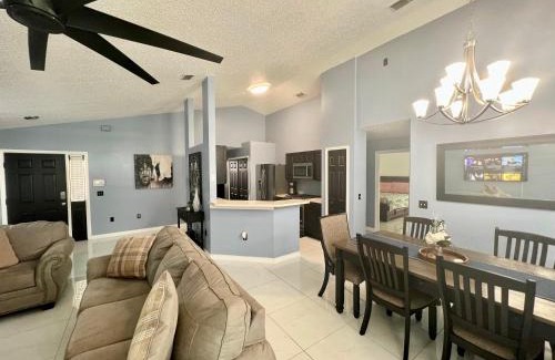 Westbury House | Family-Friendly 4BR Retreat Steps from Disney Parks