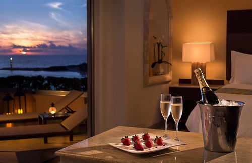 Punta Cancun Resort | Indulge at Grand Fiesta Americana Coral Beach Cancun Resort