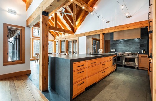 Mont-Tremblant House | Grand Foret Villa: 5 Bedrooms, Hot Tub & Outdoor Firepit