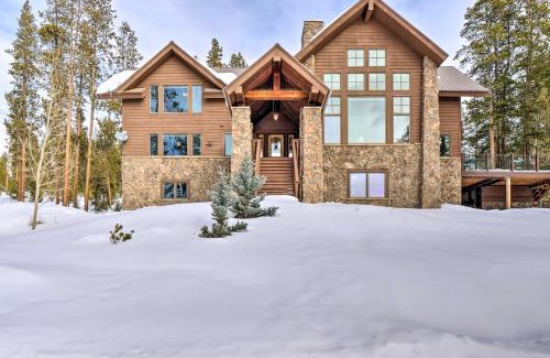 Fraser House | Indulge in a Grand Fraser Escape with Hot Tub & Private Deck