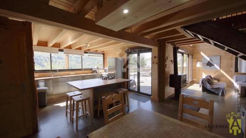 Besse-et-Saint-Anastaise Apartment | Pet-Friendly Retreat at Grand Gite de Combes Awaits You