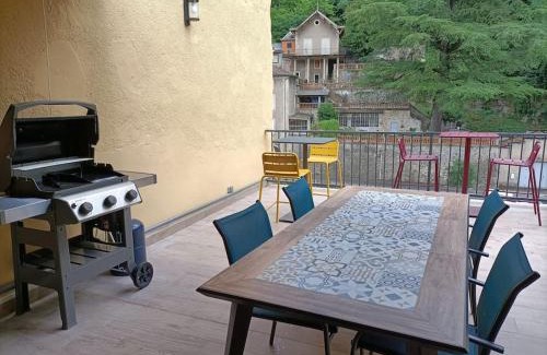 Largentiere Apartment | Charming Grand Gîte terrasses Largentière - Family Friendly Stay