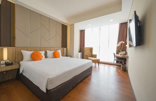 Gambir Hotel | Comfortable Stay at Grand G7 Hotel Pasar Baru with Pool & Spa