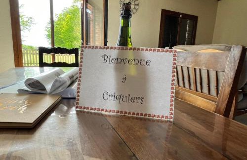Criquiers House | Ideal Family Retreat with Ocean View & 9.3/10 Rating