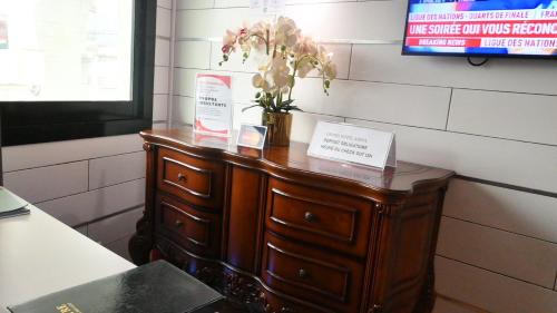 Akwa II Hotel | Comfortable Stay at ADAMAOUA GRAND HOTEL AKWA