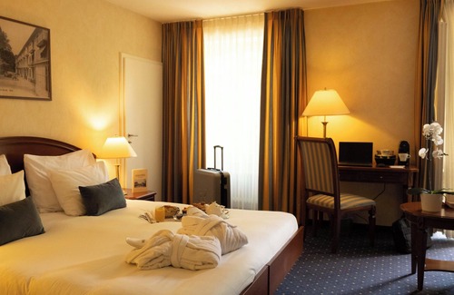 Yverdon-les-Bains Hotel | Relax at Grand Hôtel et Centre Thermal: 4-Star Spa Retreat