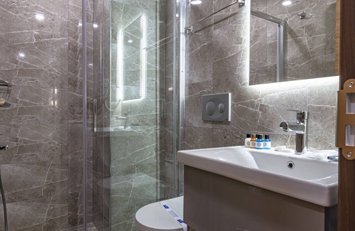 Arnavutkoy Hotel | Eco-Friendly Stay at Grand Hamit By Karadayi Airport Hotel