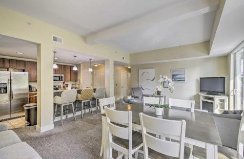 Grand Haven Apartment | Ideal Grand Haven Condo with Patio Near Downtown Attractions