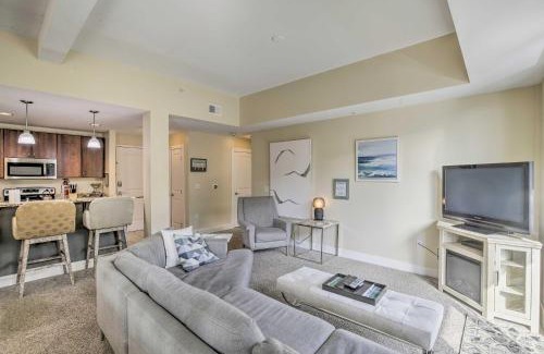Grand Haven Apartment | Ideal Grand Haven Condo with Patio Near Downtown Attractions