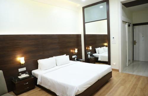Jabalpur Hotel | Experience Grand Heritage Narmada Jacksons with Pool & Spa
