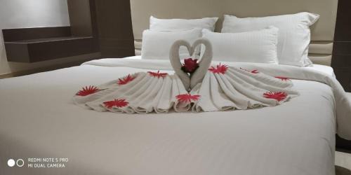 Jabalpur Hotel | Experience Grand Heritage Narmada Jacksons with Pool & Spa