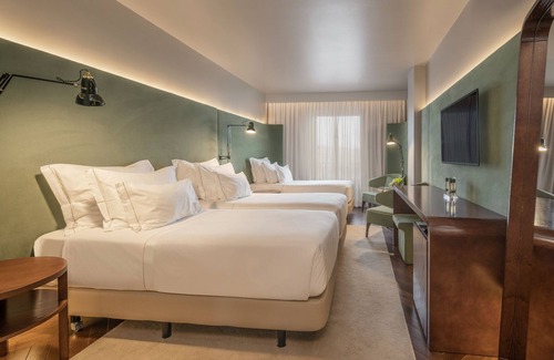 Ponta Delgada Hotel | Elegant Grand Hotel Açores Atlântico: 5-Star Escape Awaits