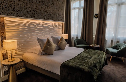 Sully Hotel | Indulge at Grand Hotel "Château de Sully" with Spa & Pool