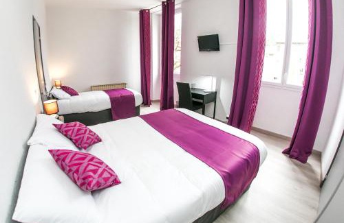 Meyrueis Hotel | Experience Grand Hotel De France with Oceanfront Amenities