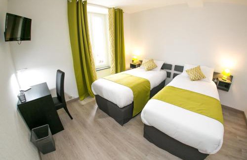 Meyrueis Hotel | Experience Grand Hotel De France with Oceanfront Amenities