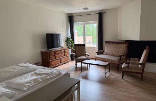 Honefoss Hotel | Discover Grand Hotel Hønefoss: Pet-Friendly Comfort Awaits