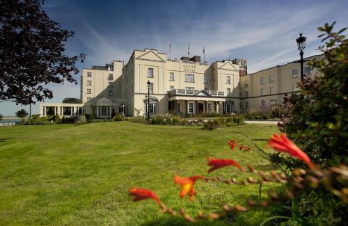 Malahide Hotel | Discover Grand Hotel: 4-Star Stay with Private Pool & Dining