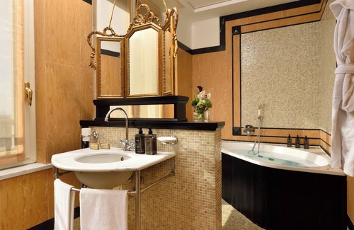 Pre Hotel | Elegant Stay at Grand Hotel Savoia: Rated 9.2/10 & Spa