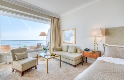 Timmendorfer Strand Hotel | Elegant Grand Hotel Seeschlösschen with Spa & Ocean Views