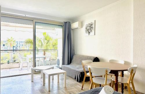 Cannes City Centre Apartment | Discover Grand Hotel - Studio Croisette: Family-Friendly Stay