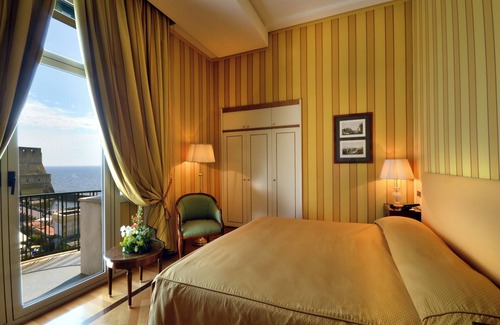 San Ferdinando Hotel | Elegant Grand Hotel Vesuvio with Spa and Pool Amenities