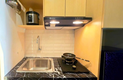 Pekayon Jaya Apartment | Grand kamala lagoon cozy,cheapset and wifi by LuckyStay