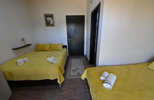 Staro Nagorichane Hotel | Budget-Friendly Grand Kokino: Child-Friendly Retreat
