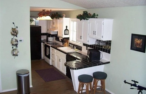 Disney Cabin | Experience Grand Lake Paradise: Family-Friendly & Pet Welcoming