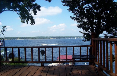 Disney Cabin | Experience Grand Lake Paradise: Family-Friendly & Pet Welcoming