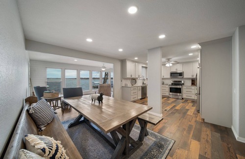 Grove House | Experience Grand Lake Waterfront Living Near Boat Launch